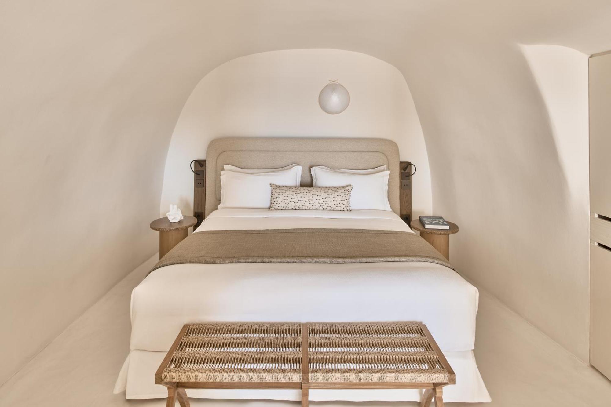 Mystique, a Luxury Collection Hotel, Santorini Oia  Extérieur photo
