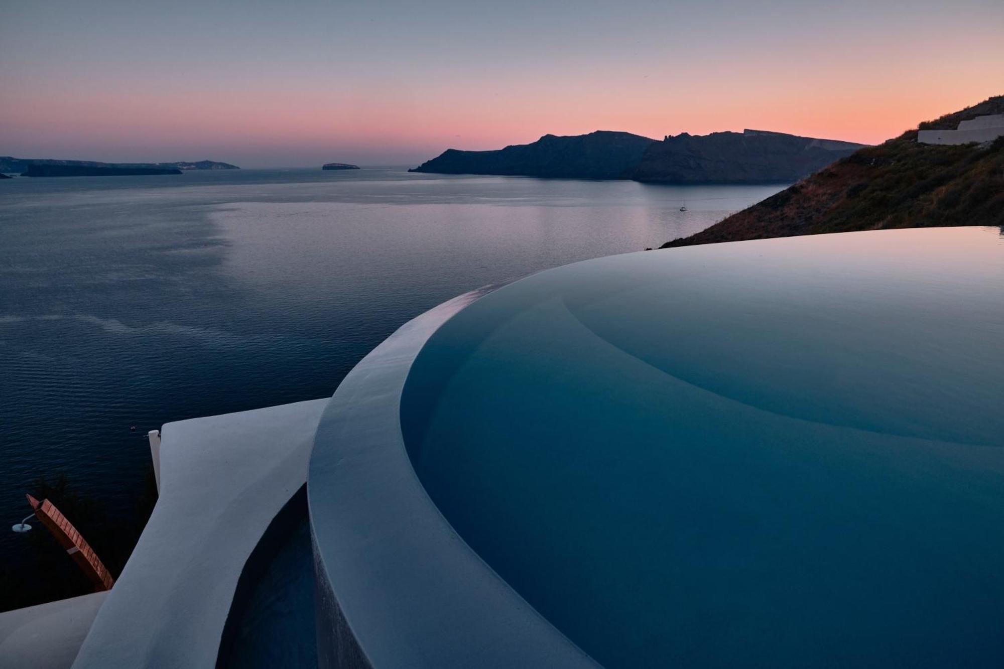 Mystique, a Luxury Collection Hotel, Santorini Oia  Extérieur photo